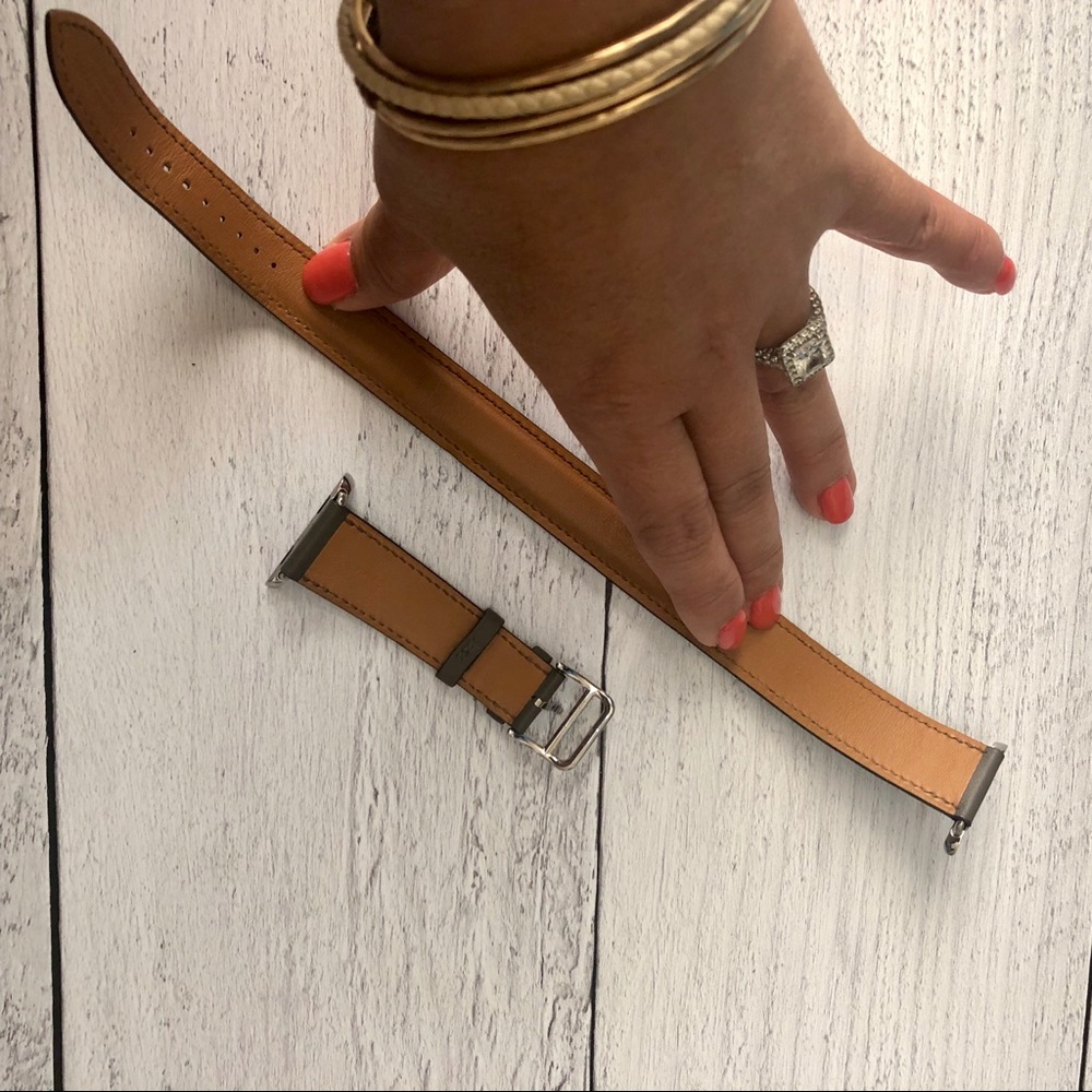 Hermès Apple Watch Double Tour Leather Strap - Picture 2 of 8